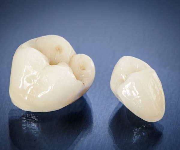 Dental crowns
