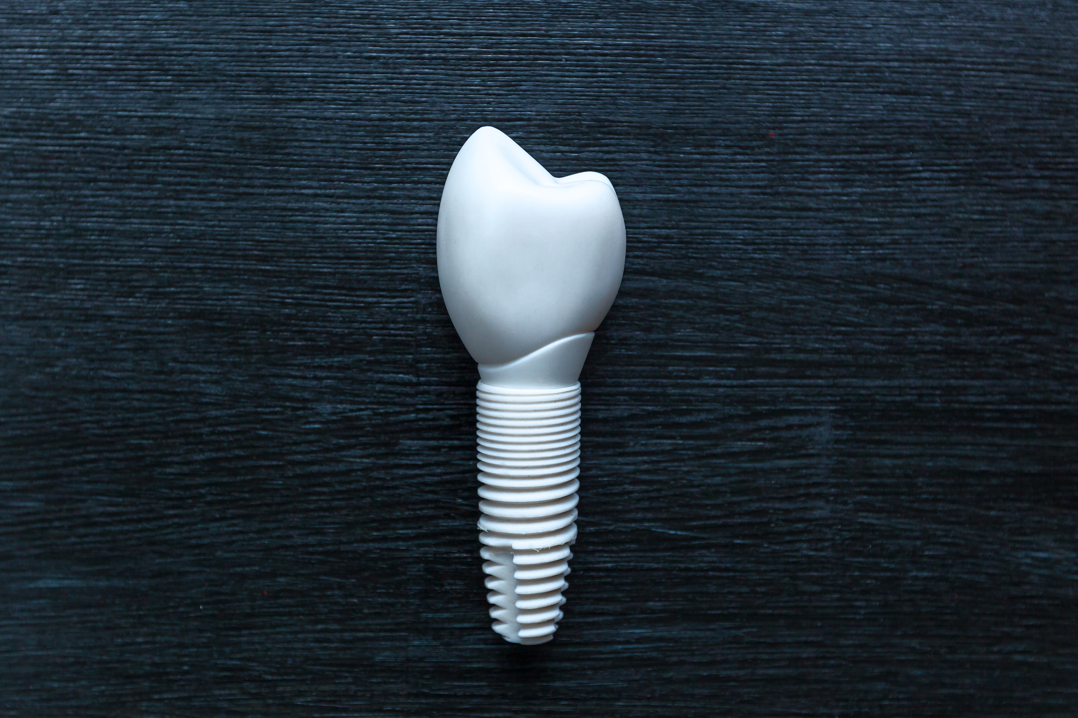 Dental implant