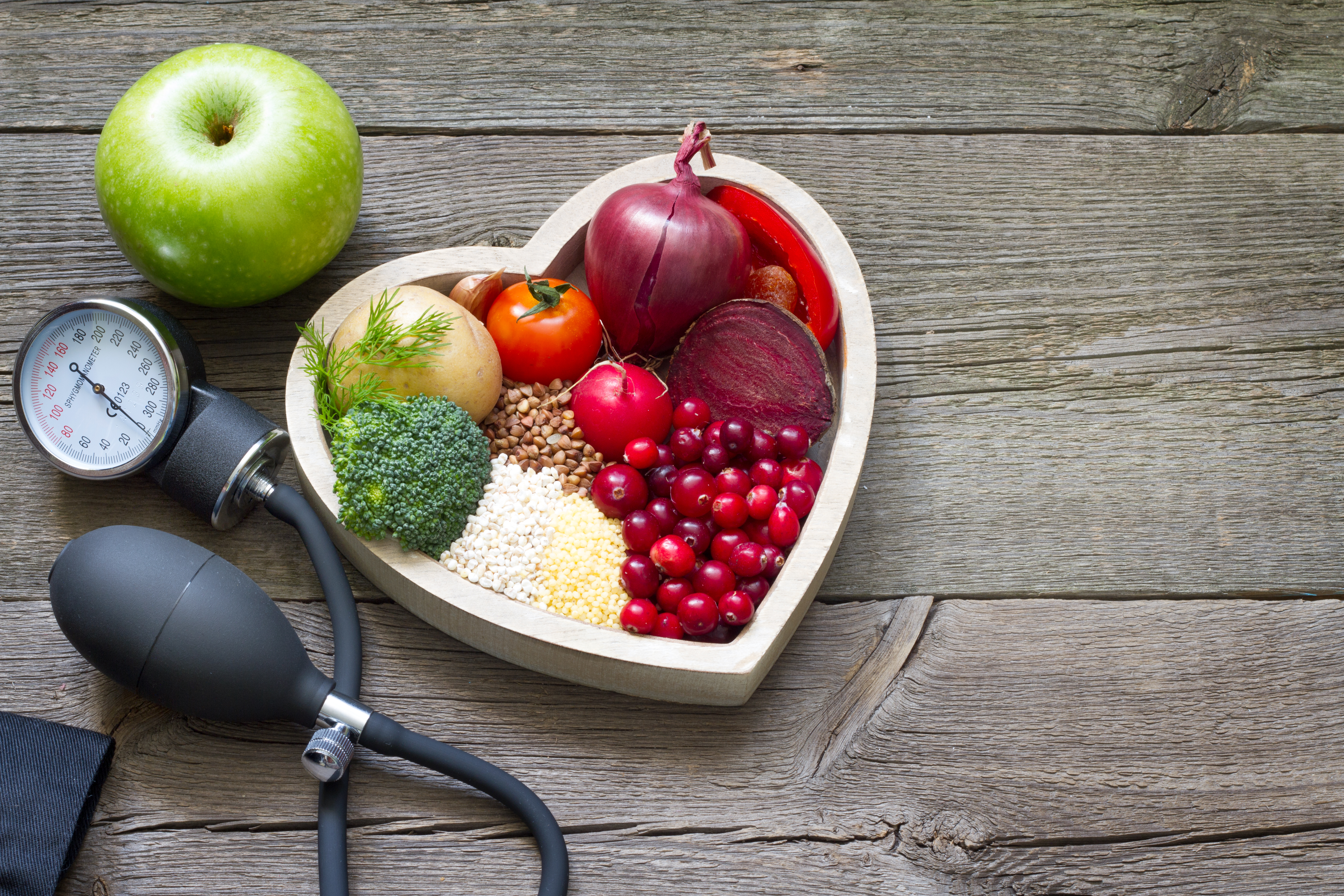 Healthy food in heart and cholesterol diet