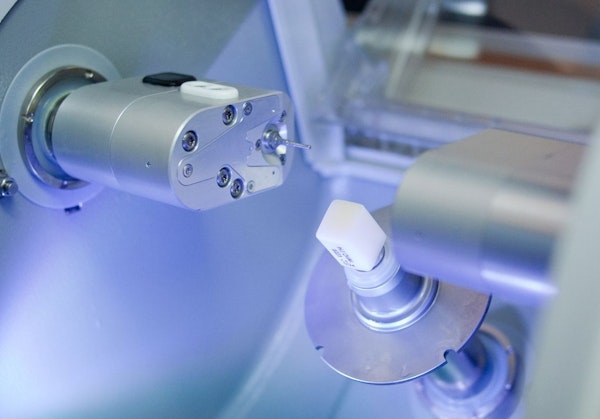 CEREC milling device