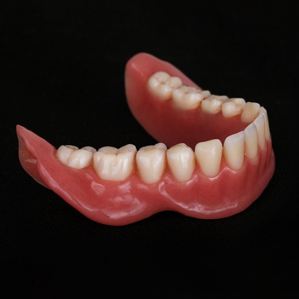 Denture