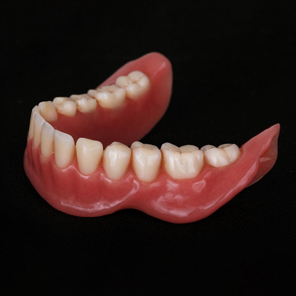 Denture