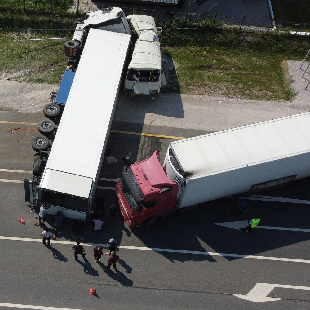 Jackknife Accidents