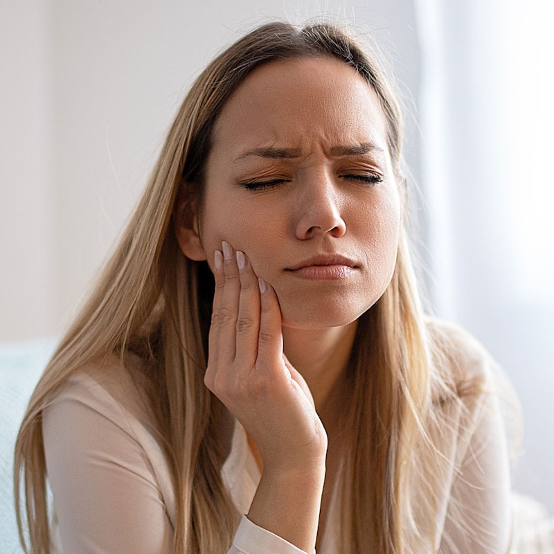 Lady with jaw pain