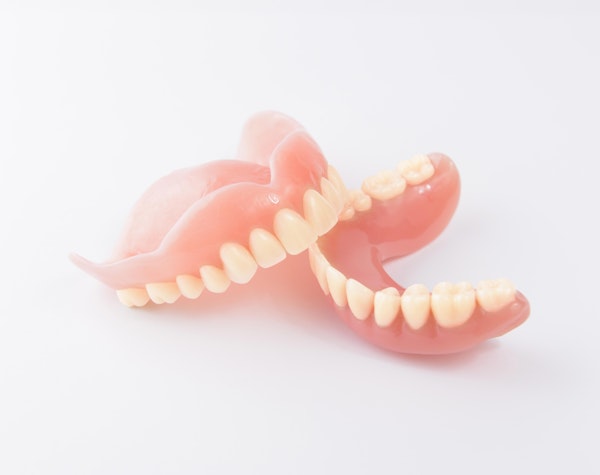 Full dentures