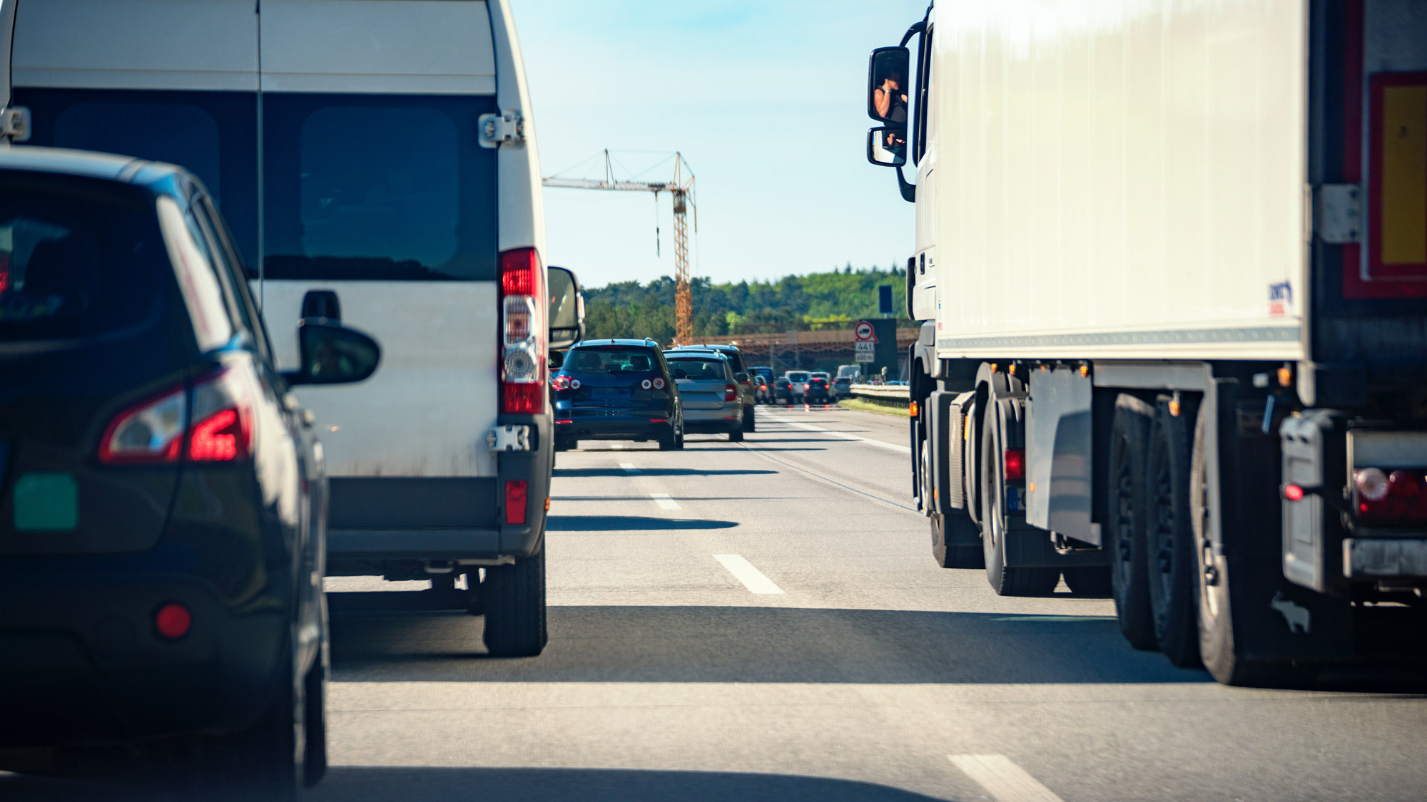Vehicle in a truck’s blind spot