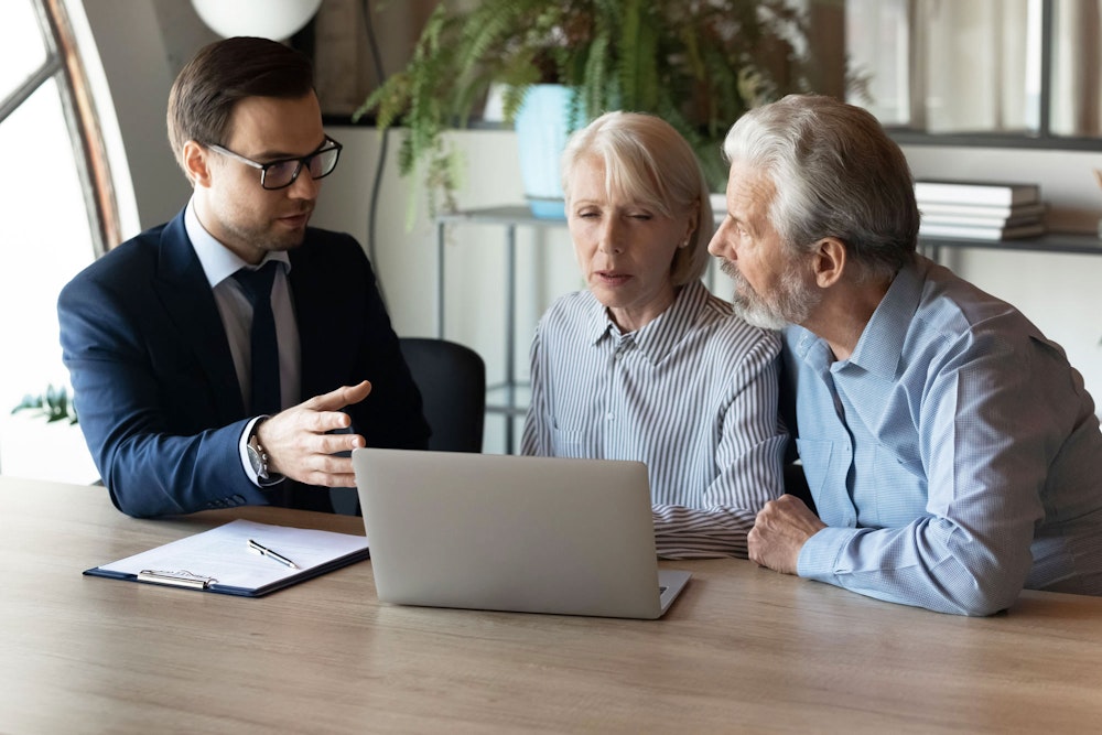 Couple struggling to write will