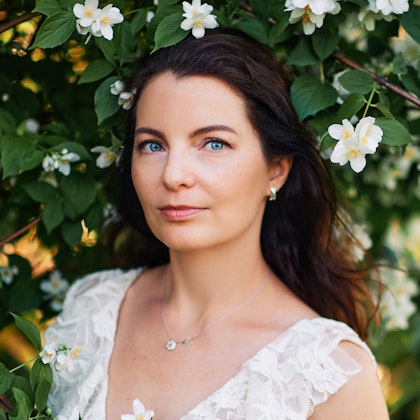 woman with flowery background